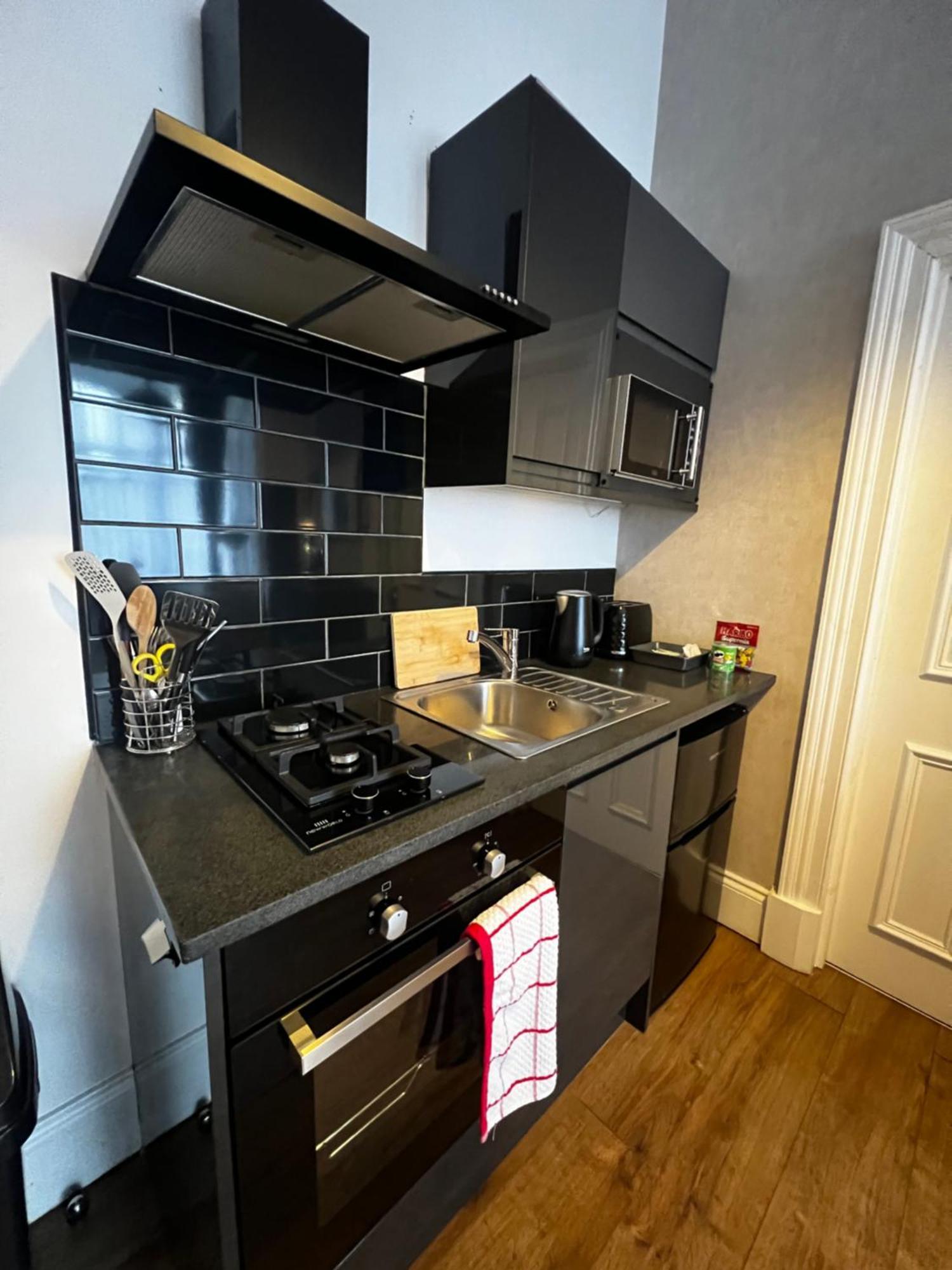 Amani Apartments - Glasgow City Centre エクステリア 写真