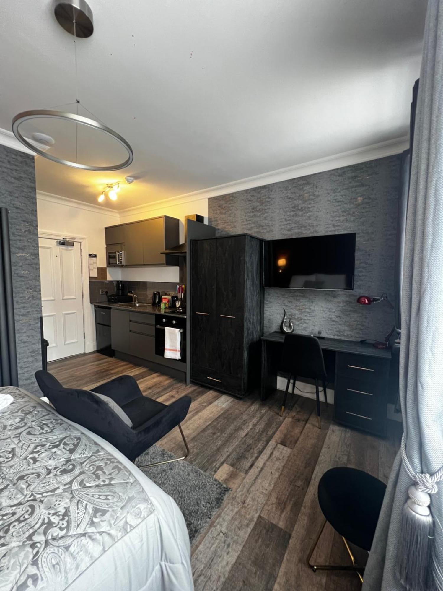 Amani Apartments - Glasgow City Centre エクステリア 写真