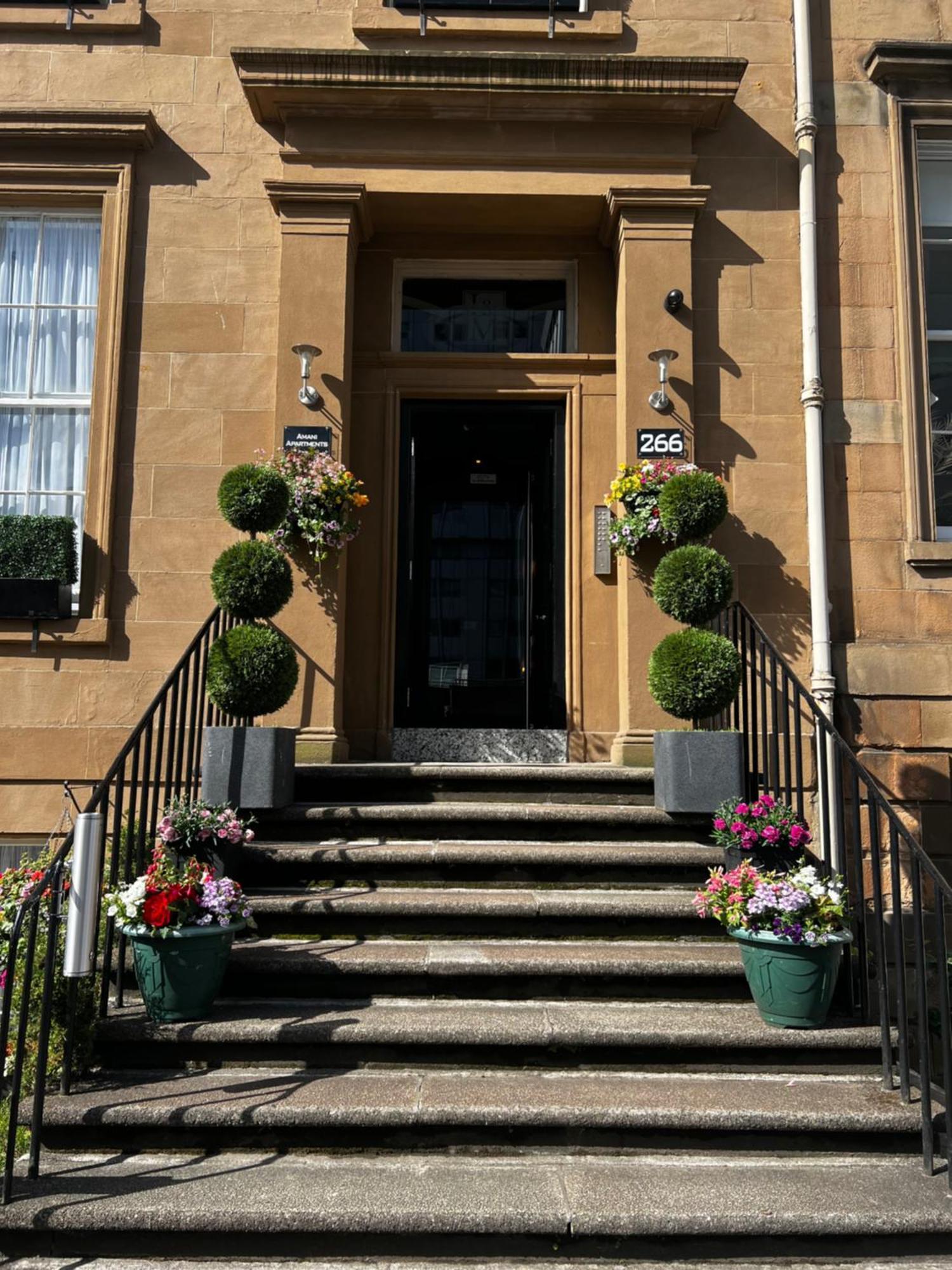 Amani Apartments - Glasgow City Centre エクステリア 写真
